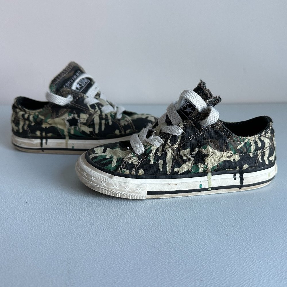 Camo Converse Kids size 8